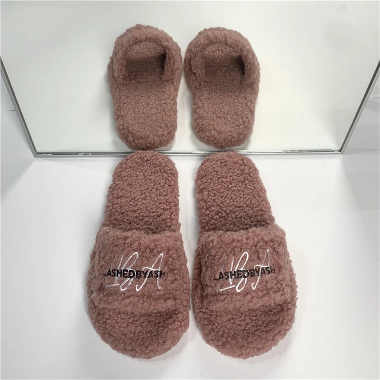 

Wholesale custom logo fluffy fox fur Women's slippers furry fur slides Sandals for women fluffy ladies slippers, Customized color