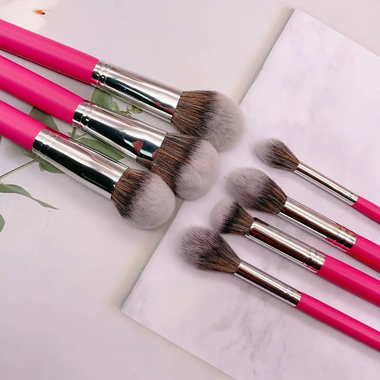 YRX A730 Rose Handle Foundation Brushes Set