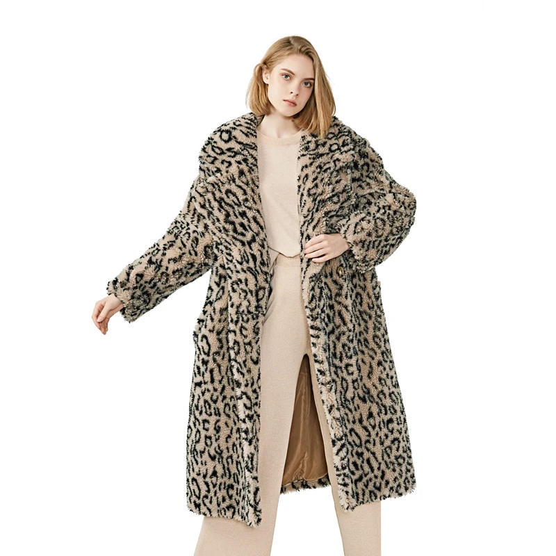 

Hot Sale European Winter Female Real Sheep Fur Jacket Wholesale Plus Size Women Warm Sheep Shearing Fur Teddy Coat