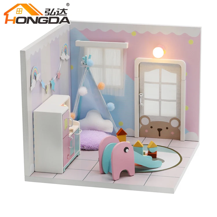 

creative toys factory Various size small modern style DIY miniature play ground for child