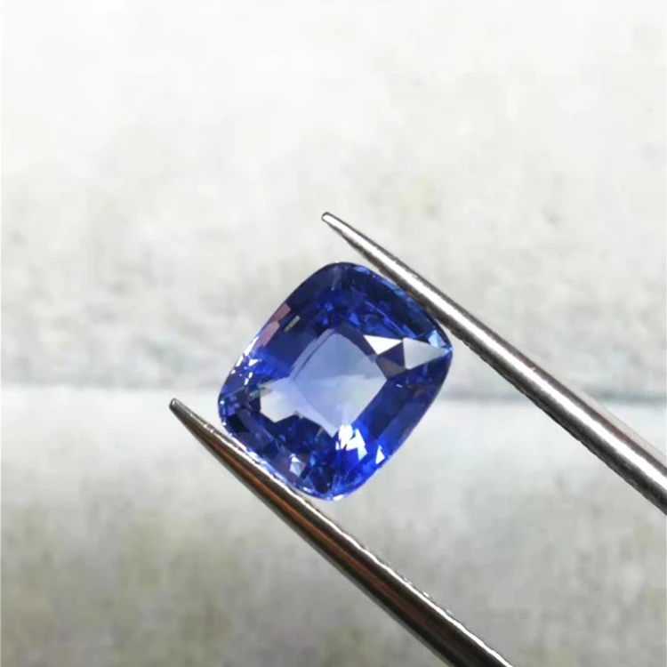 

Faceted Cut Rare Stone Wholesale Cornflower Blue 2.06ct Sri Lanka Natural Unheated Sapphire Loose Gemstone