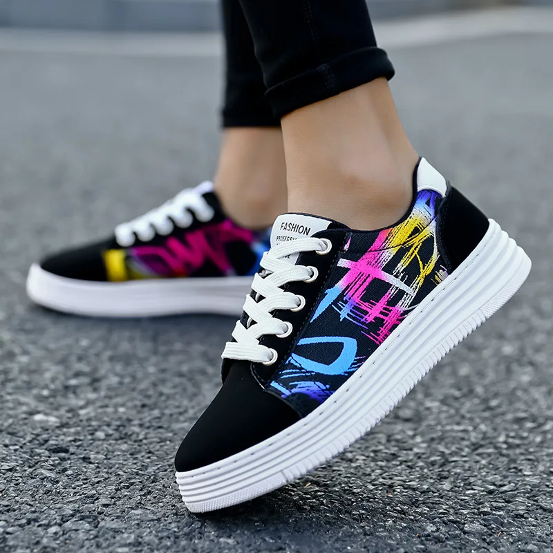 

Factory cheap man canvas fabric PVC injection casual shoes, 3 colors