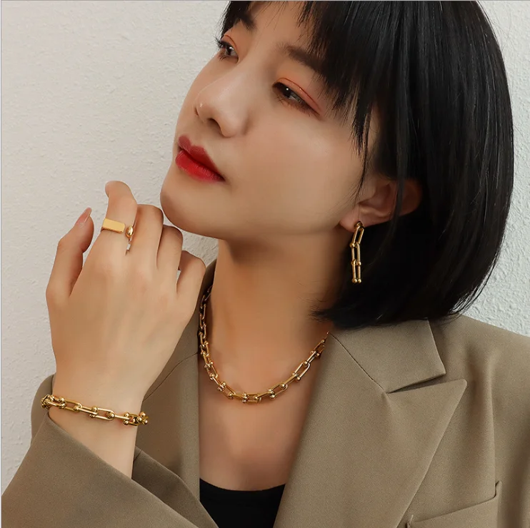 

New Arrival 18k Gold Plated U Shape Chain Necklace Jewelry Set Women