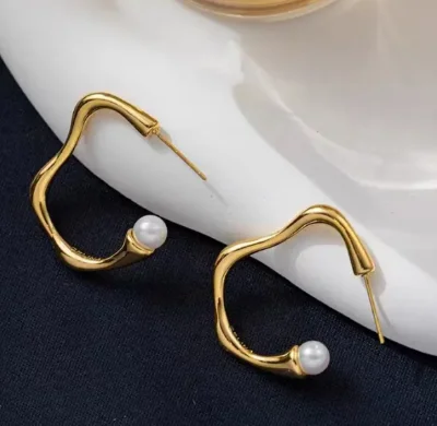 

Wholesale Minimalist 925 Sterling Silver Fine Jewelry 18K Gold Plated Pearl C Shape Stud Earrings