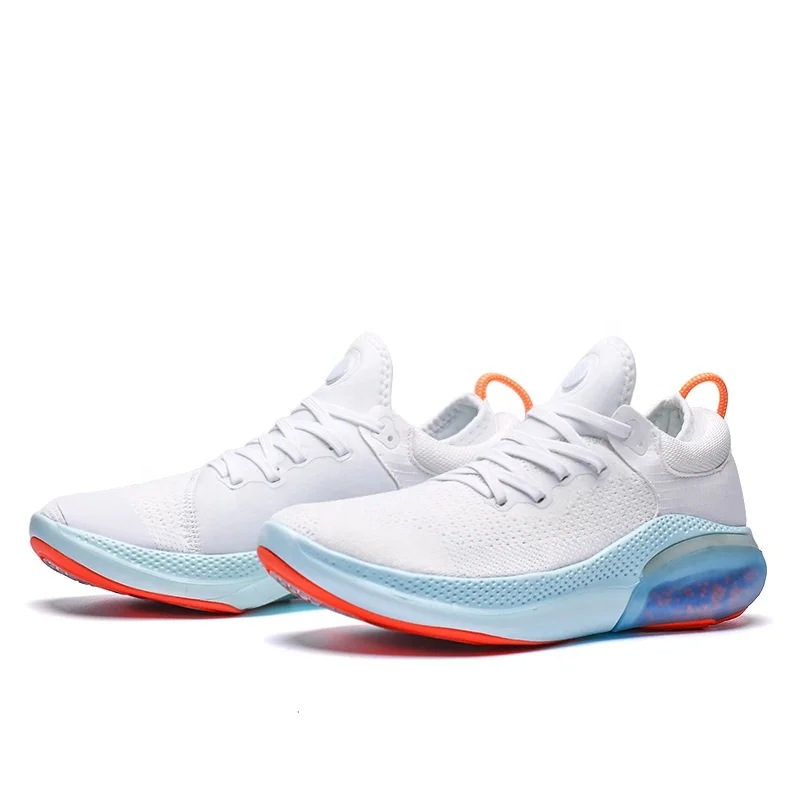 

2020 Stylish Men Sport Shoes Shock-absorbing Professional Running Shoes
