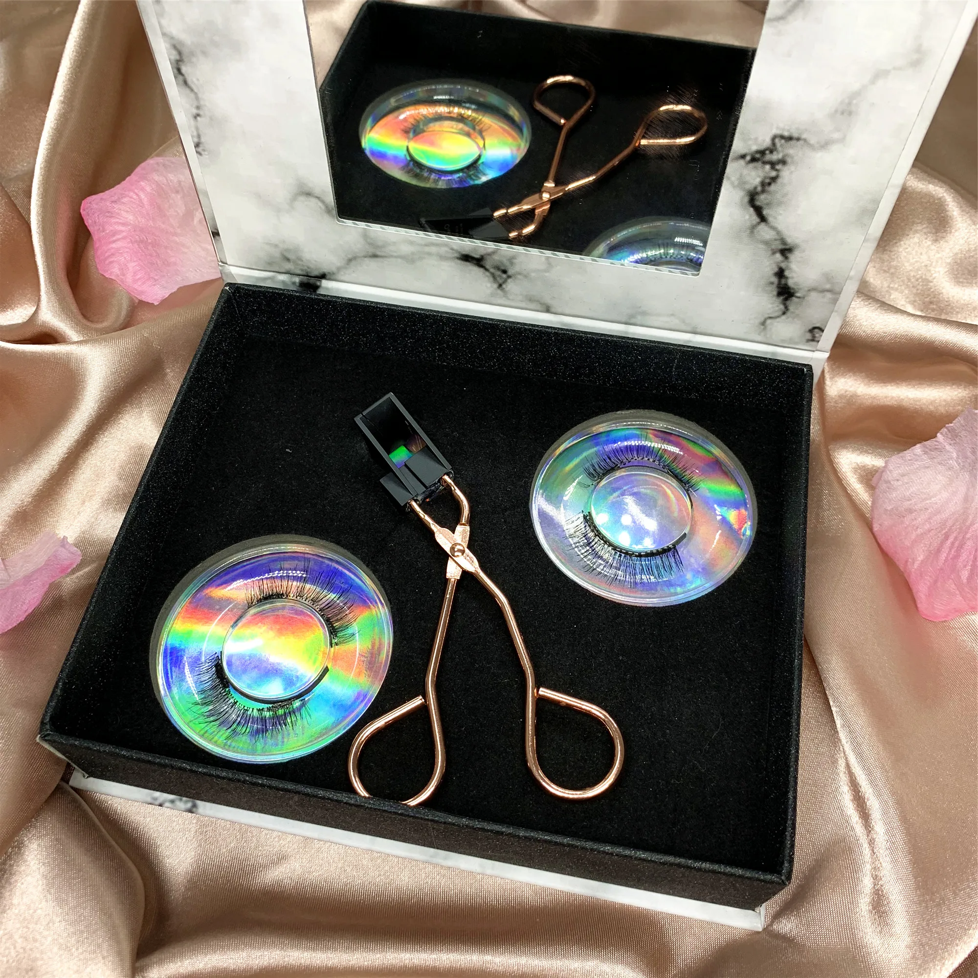 

Wholesale Makeup Newest Quantum Magnetic Eyelashes full strip Natural Soft human hair magnetic eyelashes set