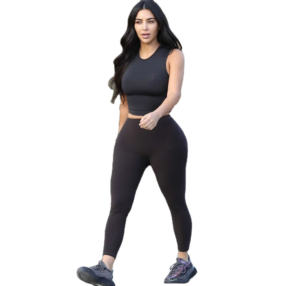 

2021 new Summer squatproof seamless yoga exercise clothing women's 2-piece suit high waist fitness suit