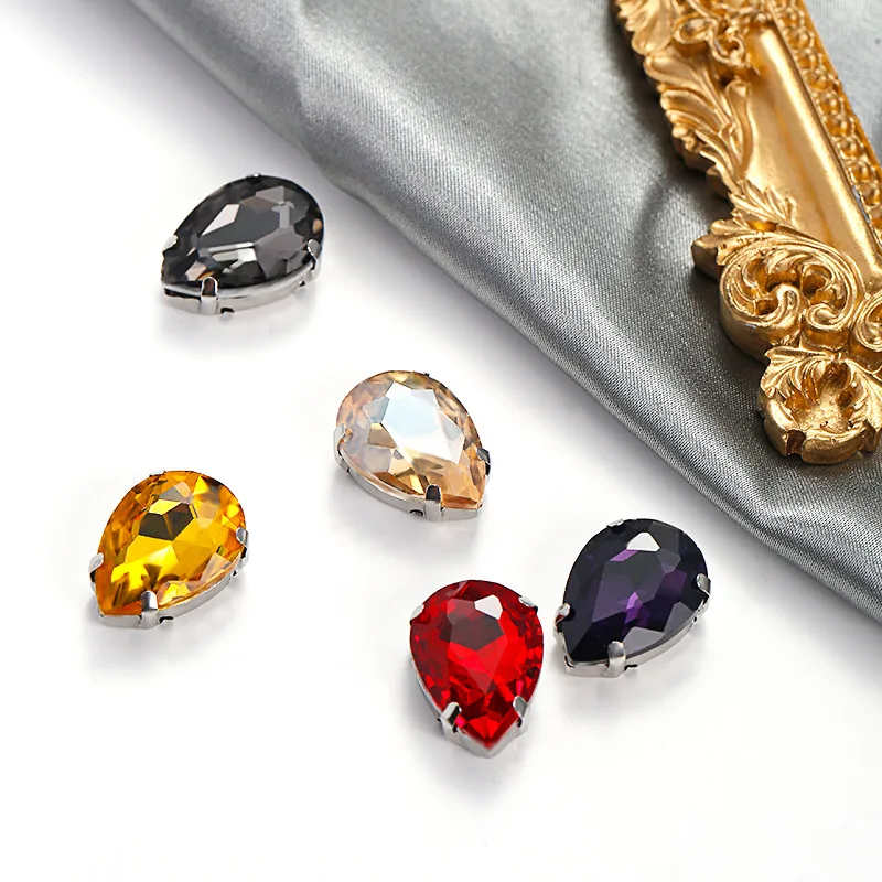 

High quality 10*14mm waterdrop glass stone with claw Wholesale tear drop crystal rhinestone for dress