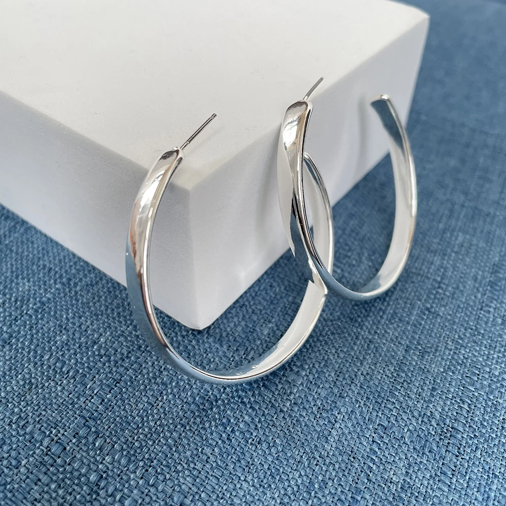 

KITI OEM Service Fashion Simple Party Gift Silver Women Large C Shape Earrings