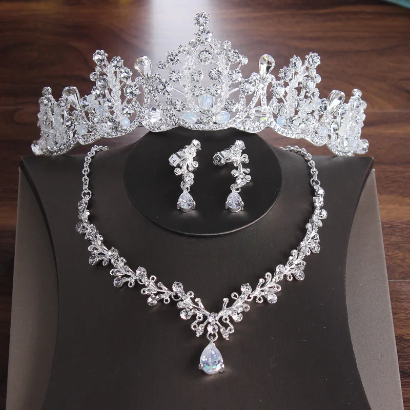 

New Design Bride Crown Necklace Tiara Earrings Three-piece Wedding Accessories Bridal Chain Wholesale, Silver