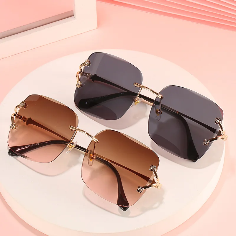 

2021 Trendy Gorgeous Elegant Design Rimless Square Diamond Cut Womens Sunglasses, 6 colors