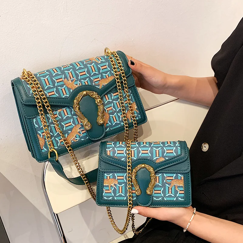 

2021 summer new fashion popular women's bag chain one-shoulder cross-body small square bag, Customized color