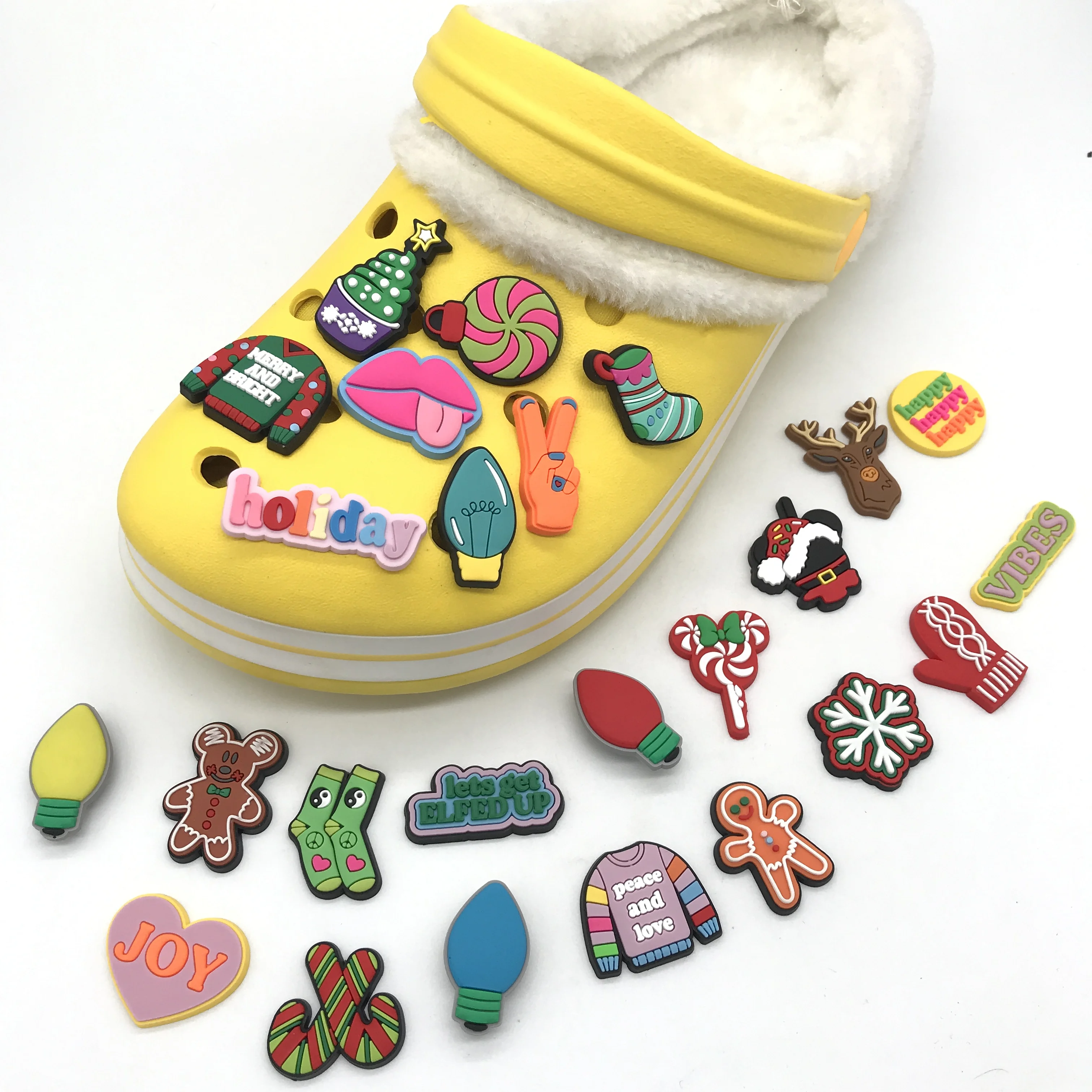 

New Customizable Christmas grinch Wholesale Designer Flower Clogs Chian Pieces shoe decorations clog croc charms Shoe Charms, Picture