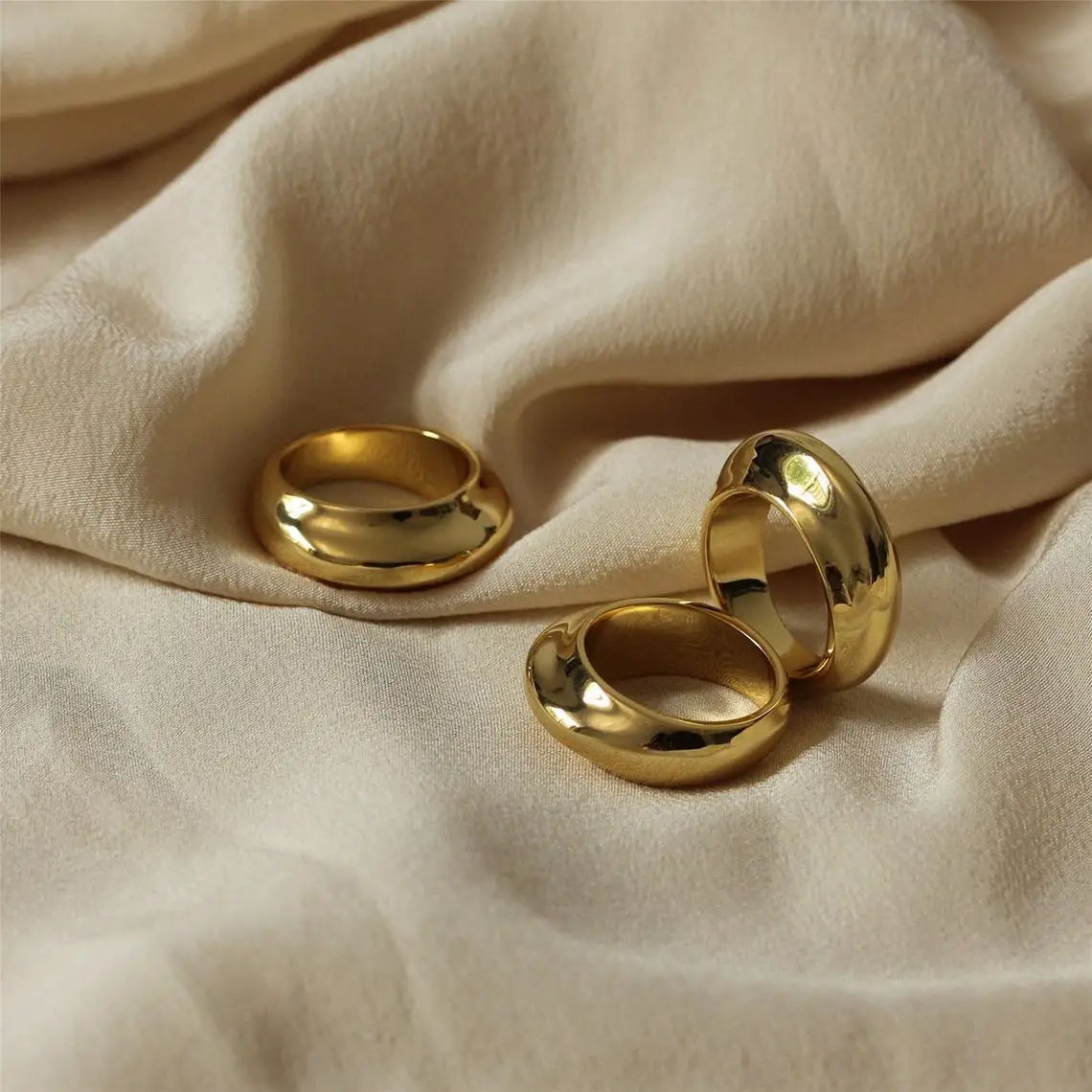 

Braid Dome Ring 18k Gold Plated Design Stainless Steel Crescent Dome Ring