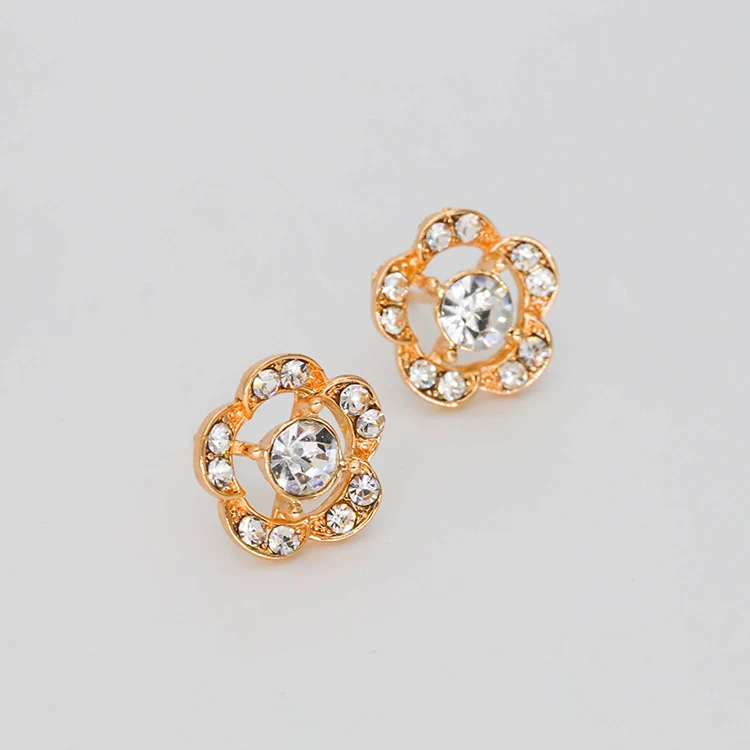 

High quality fast delivery diamonds petals with large round diamond zirconia jewelry earrings, Gold