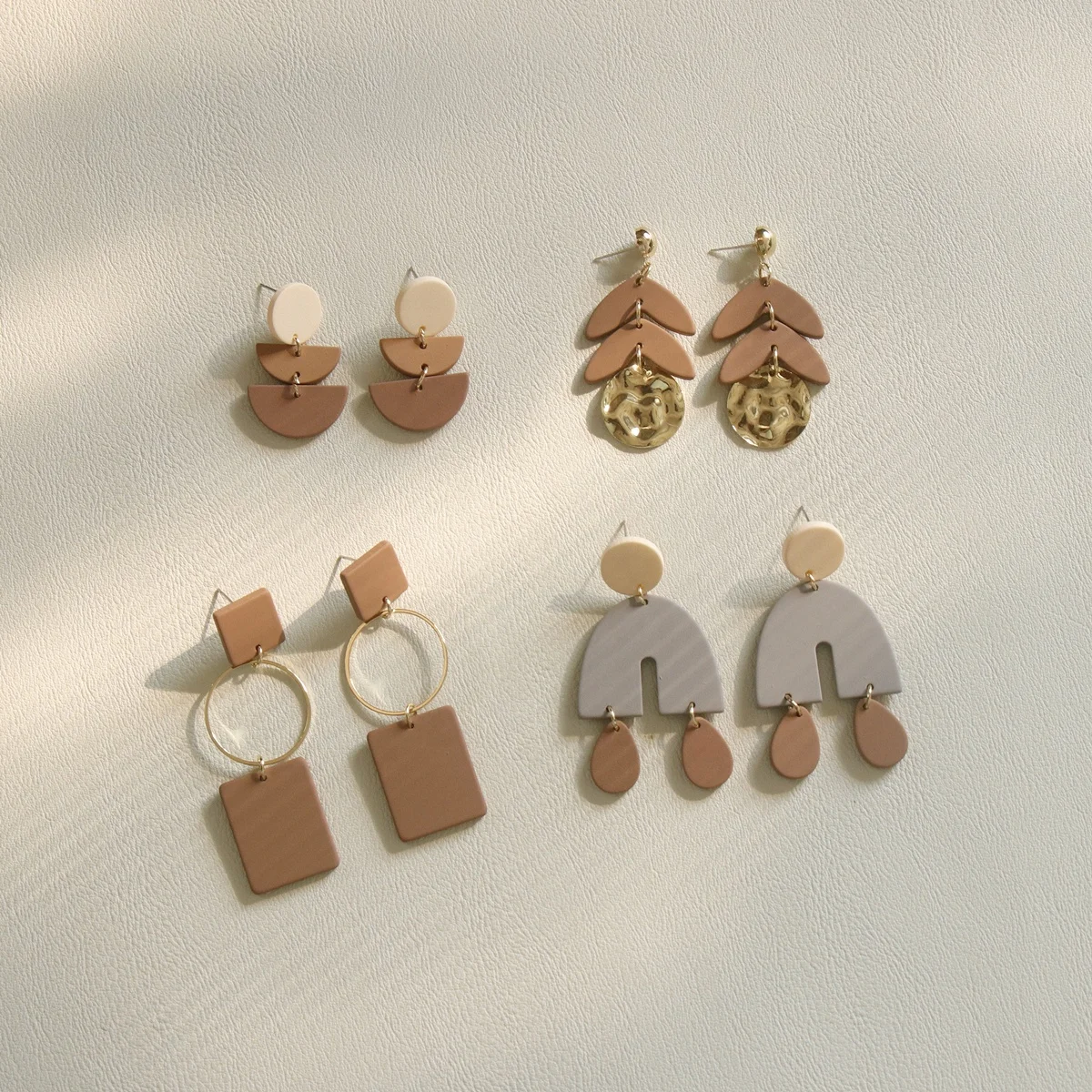 

JUHU Brown series cute acrylic earrings Clay texture fashion style Party jewelry wholesale for women Girl, Pink/blue