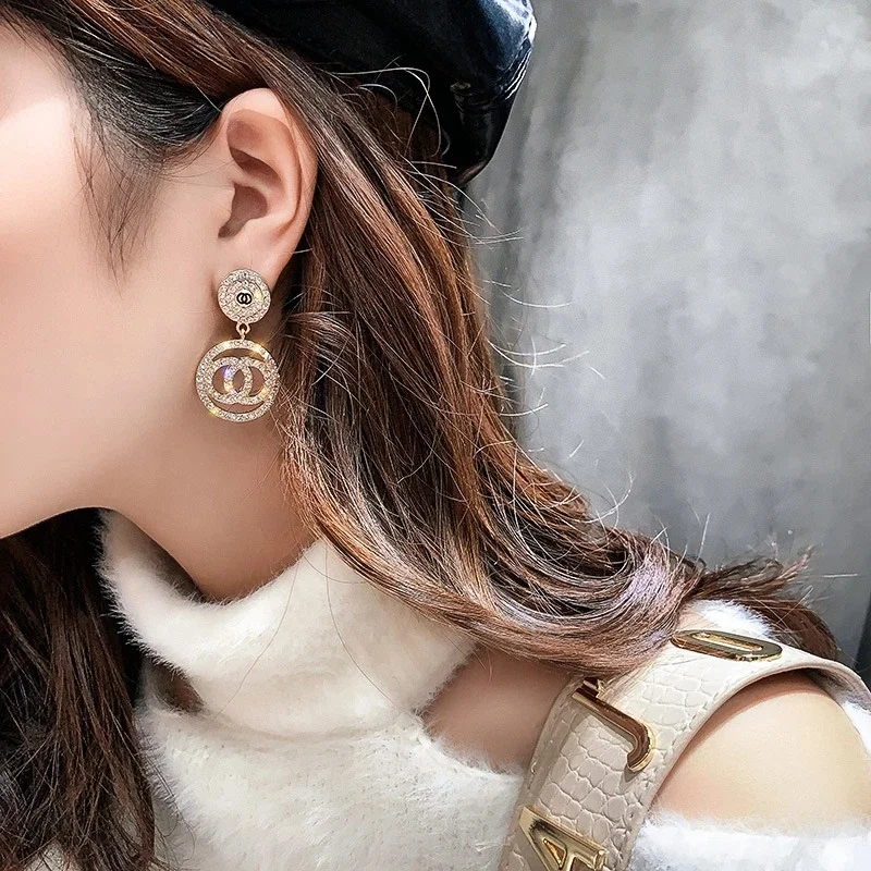 

2021 Brand Luxury Rhinestone Geometric Drop Earrings for Women Girls 2020 New Bijoux Square Dangle CC Earrings Jewelry Wholesale, Many colors fyi