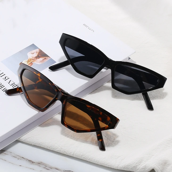

DL Glasses DLL320 Multifunctional Cheap Fashion Sun glasses Women Lady lentes Retro Vintage Small Cat Eye shades Sunglasses 2021, Picture colors