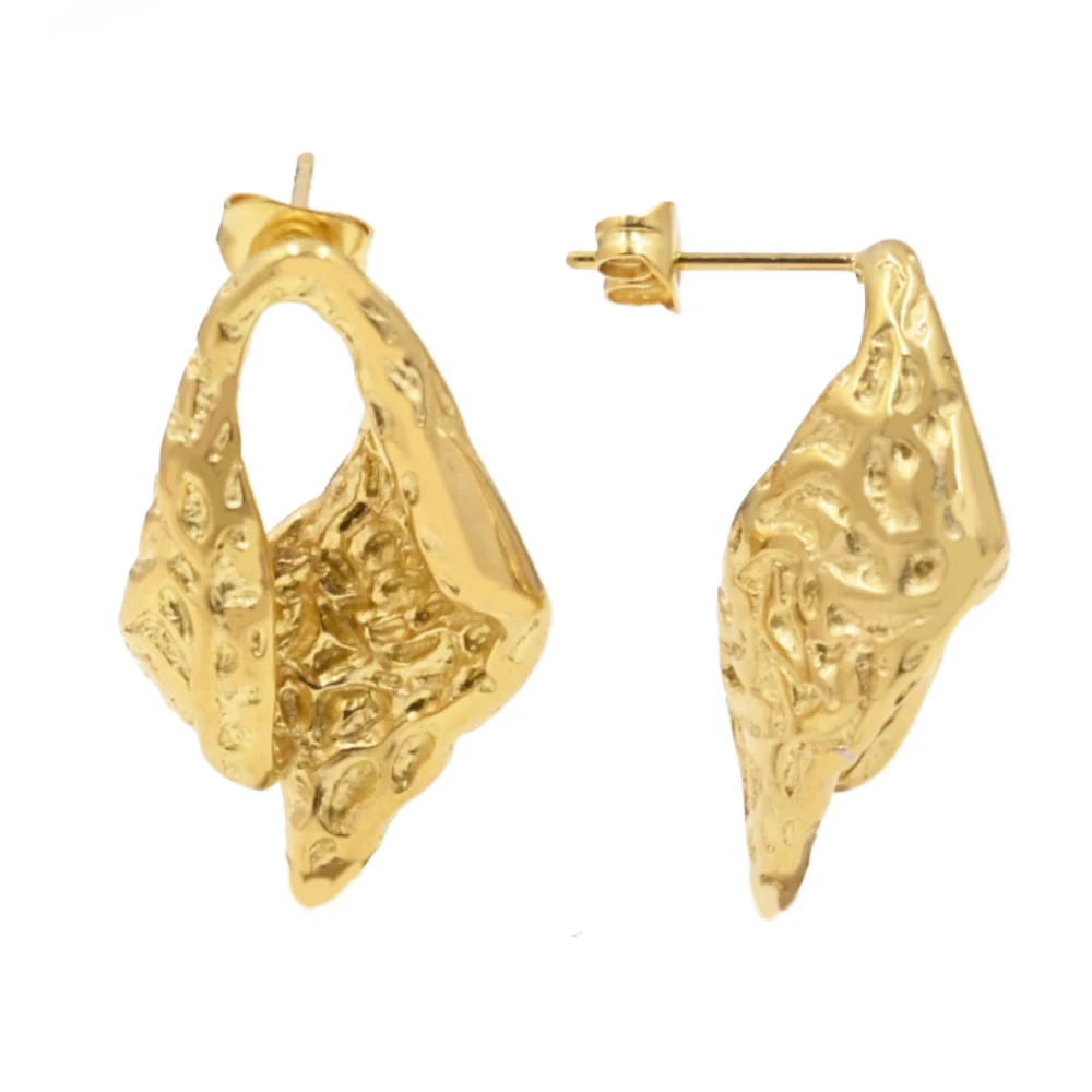 Factory Direct Sales Unique Design Exquisite Jewelry 18k Gold Plated Jewelry Conch Shell Shape Clip On Earrings Women