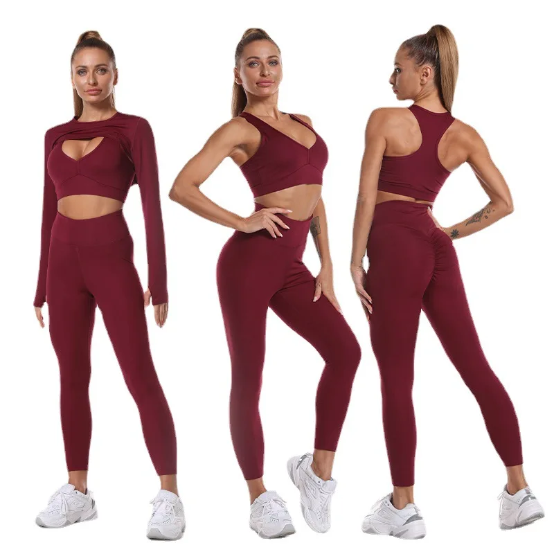 Custom Seamless Solid 3 Color Fitness Tight Peach Hip Lift Tracksuit Yoga Sports Gym 3 Piece Set Womens Sets