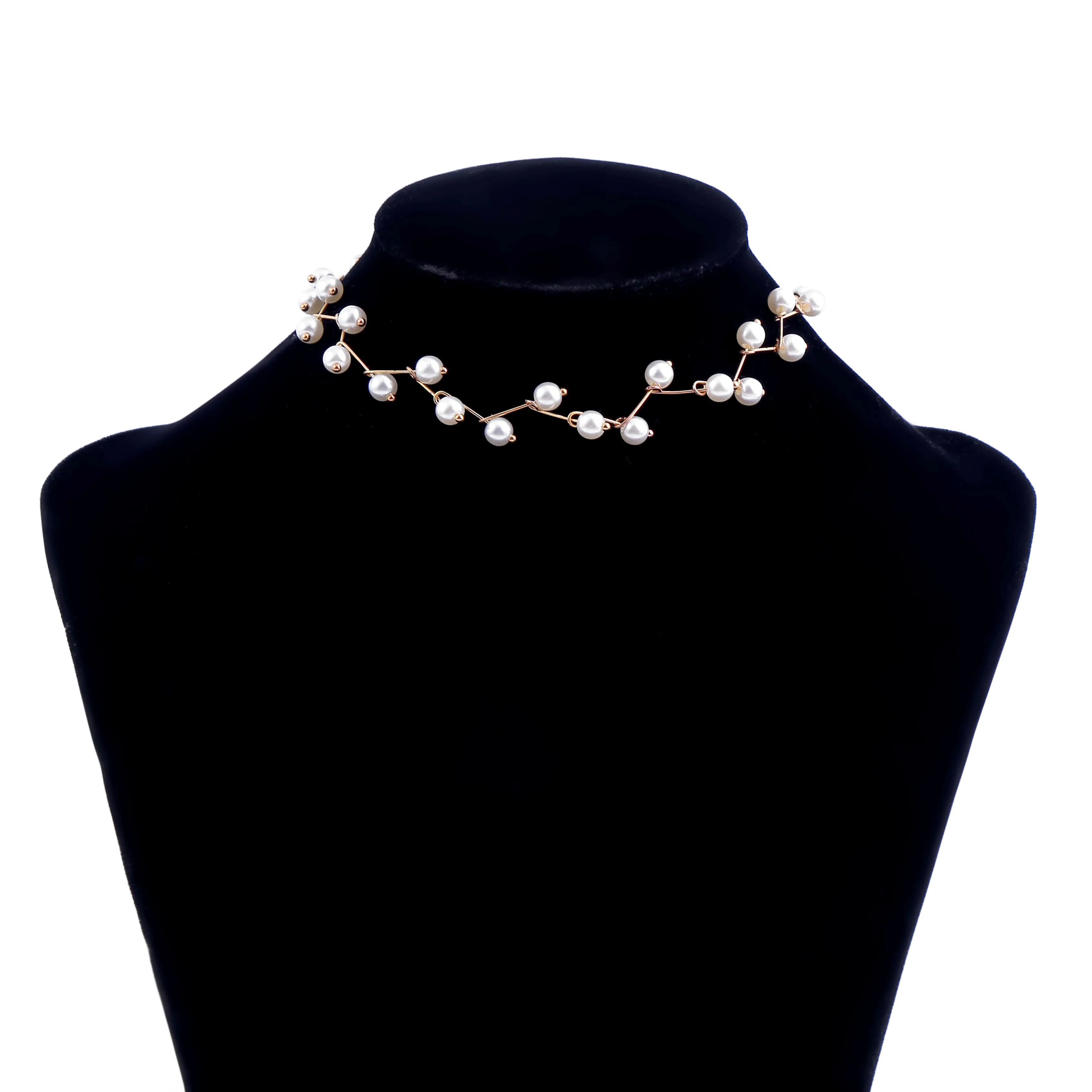 

Women Elegant Minimalist White Pearl Necklace Wedding Jewelry Gold Color Iron choker, Picture