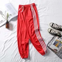 

Men's sweat stripes casual joggers wear men's sweat pants on the street
