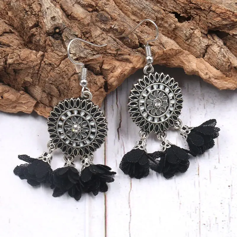 

Factory Chinese miao ethnic earrings alloy plated silver daily wear Hmong earrings