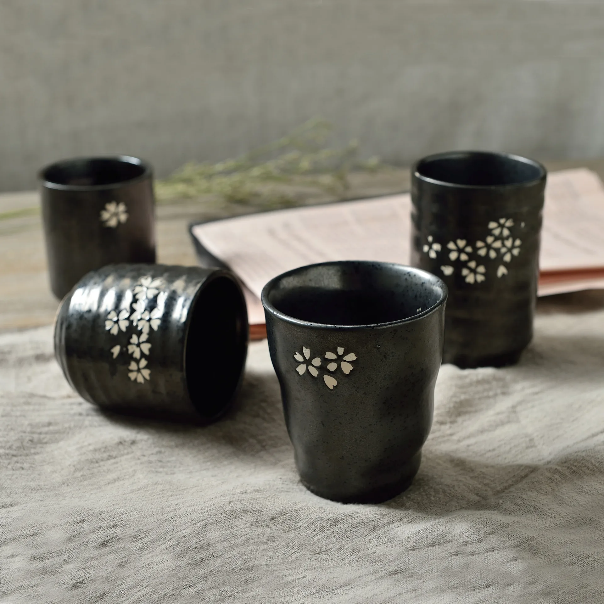 

Creative design ceramic milk jug porcelain ceramic coffee mugs, Customized color