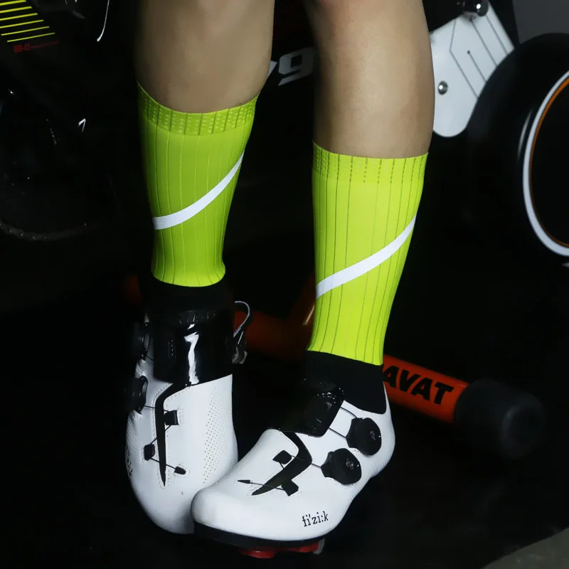 

Fashion Reflective cycling Socks Bright Color Trendy Breathable and Elastic Socks Fancy Sport Basketball Funny Socks Set