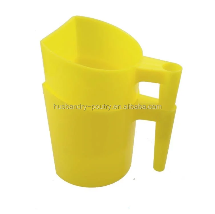 

Plastic Feeder food scooper of 1L for Horse Cattle Livestock Pet