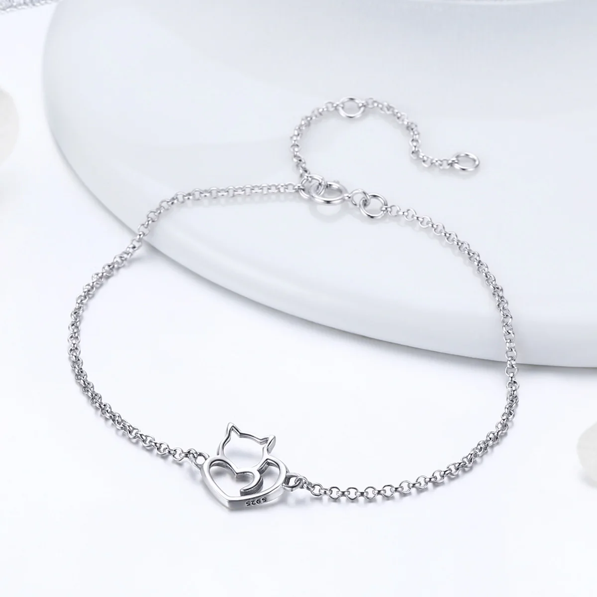 

Cat And Heart Link Chain 925 Sterling Silver Bracelets Bangles