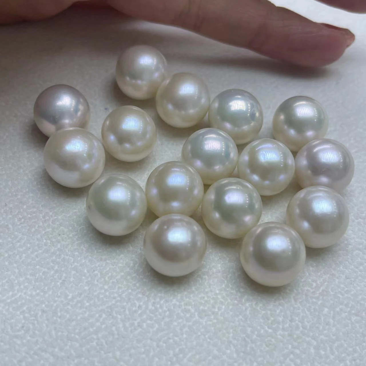

wholesales DIY BEADS,13-14 mm AAA high luster perfect round fewer flaw 100% nature Edison freshwater pearl half or no hole