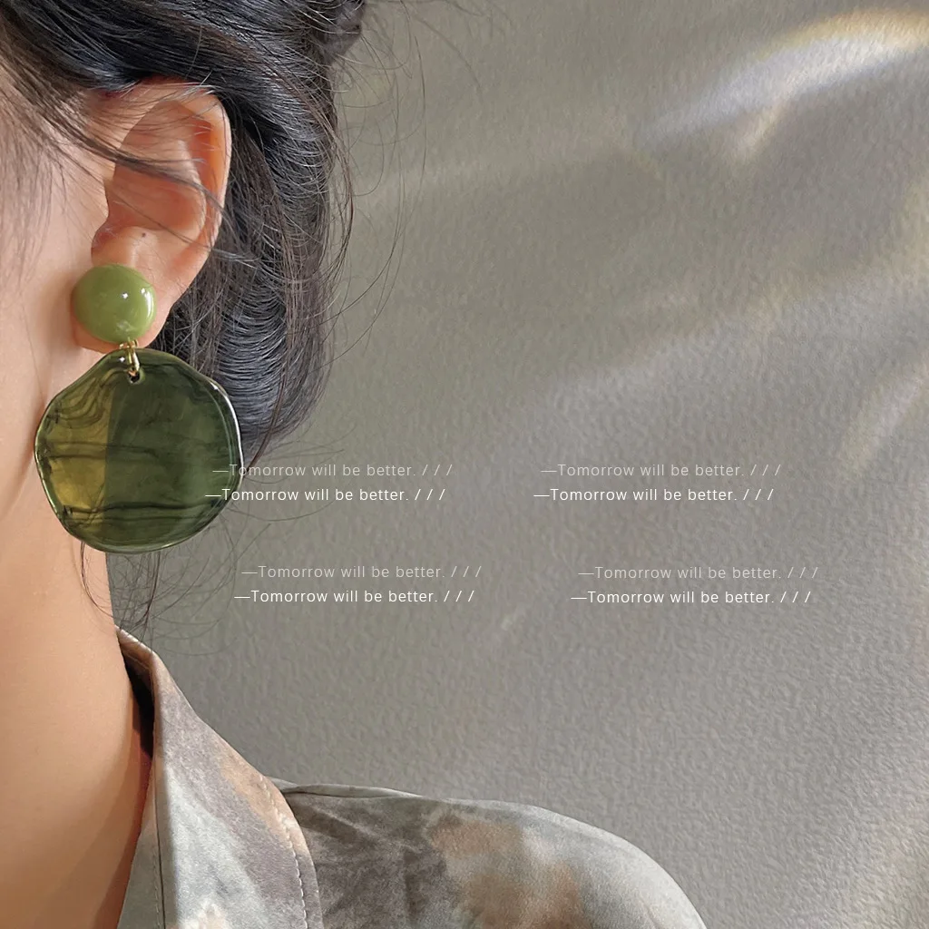

2023 new Sen series irregular acrylic tea-colored earrings exaggerated design sense women's jewelry