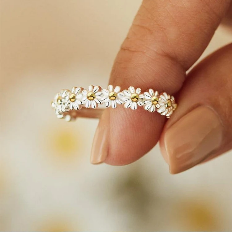

New Pattern Delicate Alloy Ring Beautiful Flower Ring For Woman