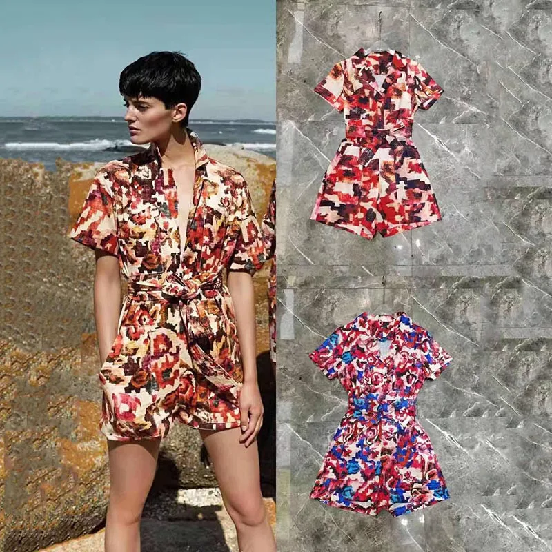 

A4621 Wholesale Short Sleeve Pattern Belted Fashion Short Jumpsuits Women