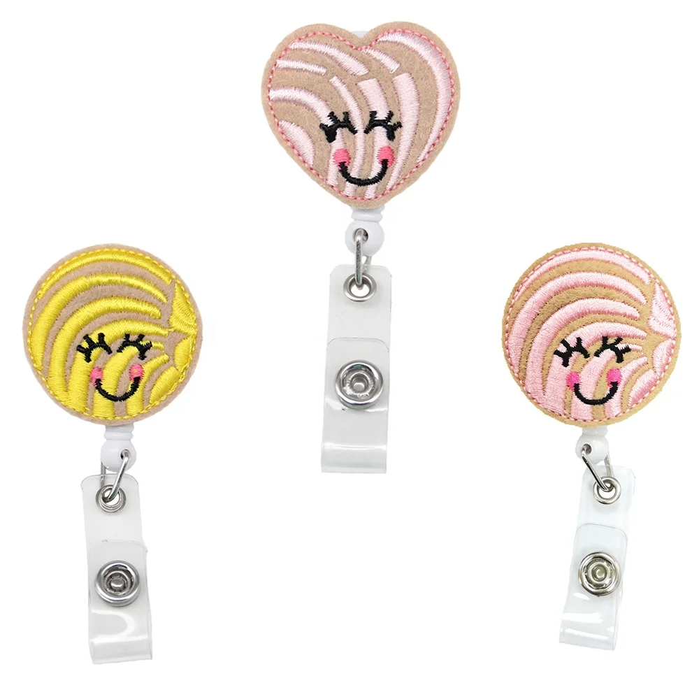 

Custom Cute Smiling Face Nurse Accessories Popular Retractable Felt Badge Reels, Many colors, as your requests