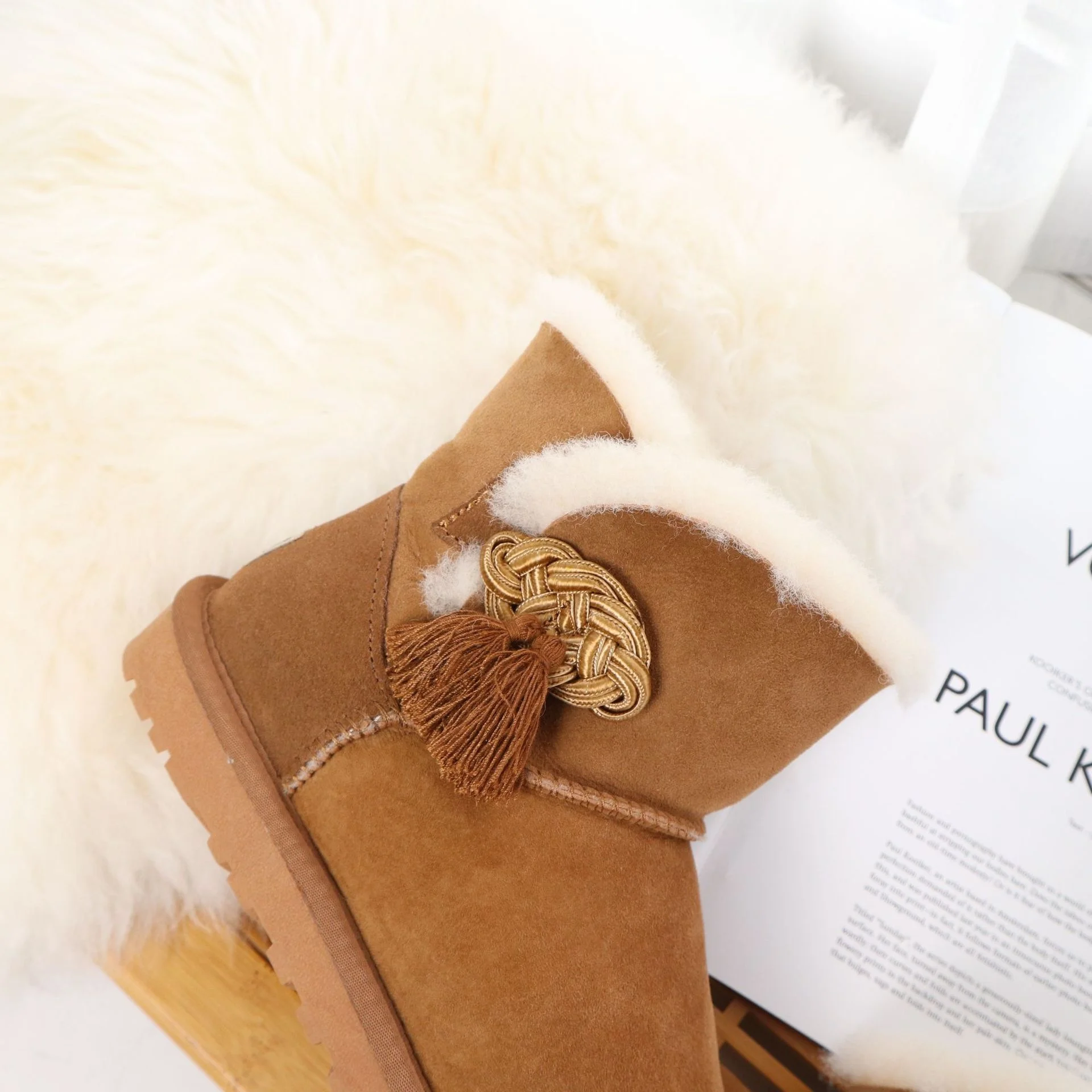 

2021 Wholesale Custom Fashion Ladies Sheepskin Shoes Women Girls Winter Snow Boots Lamb Wool Fur Boots