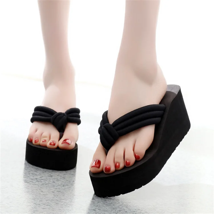

Stylish women's flip-flops with thick soles, Custom colors