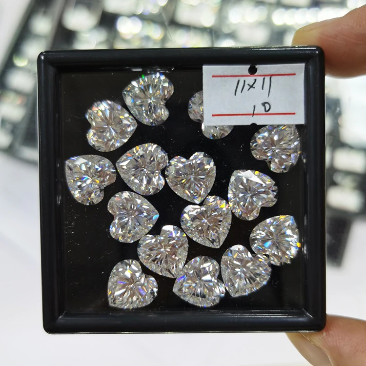 

DEF 11x11mm heart cut synthetic loose diamond moissanite gemstone for sale, Attractive