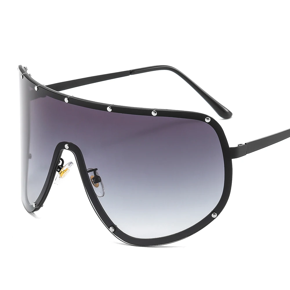 

Large Frame Metal Shades For Men And Women To Block The Wind And Sand UV400 One-piece Sunglasses