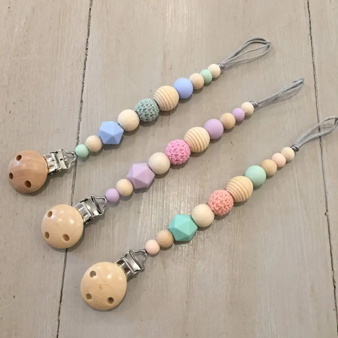 

Food Grade Silicone Infant Teething Soother Clip Crochet Wooden Beads Pacifier Chain