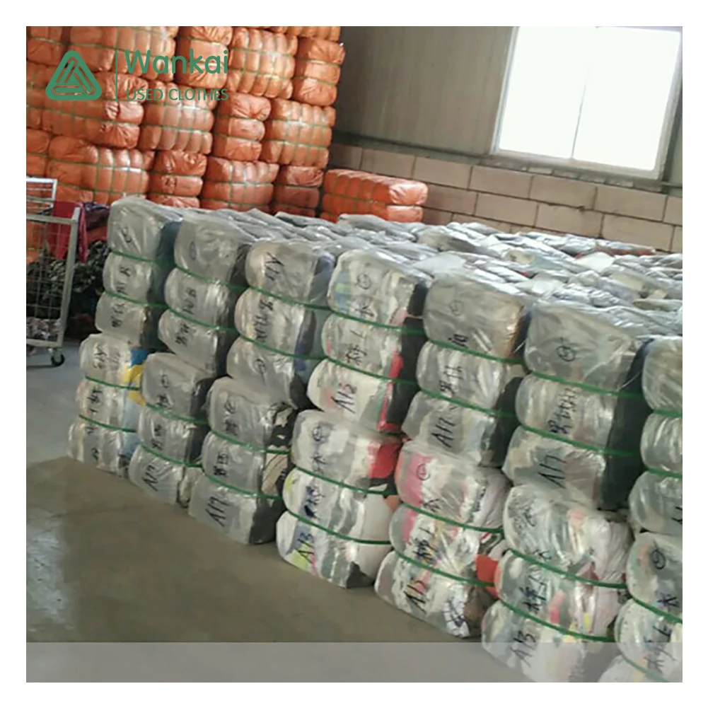 

A Strict Screening Process And The Variety Is Very Complete, A Grade Used Branname Clothes, Mixed color