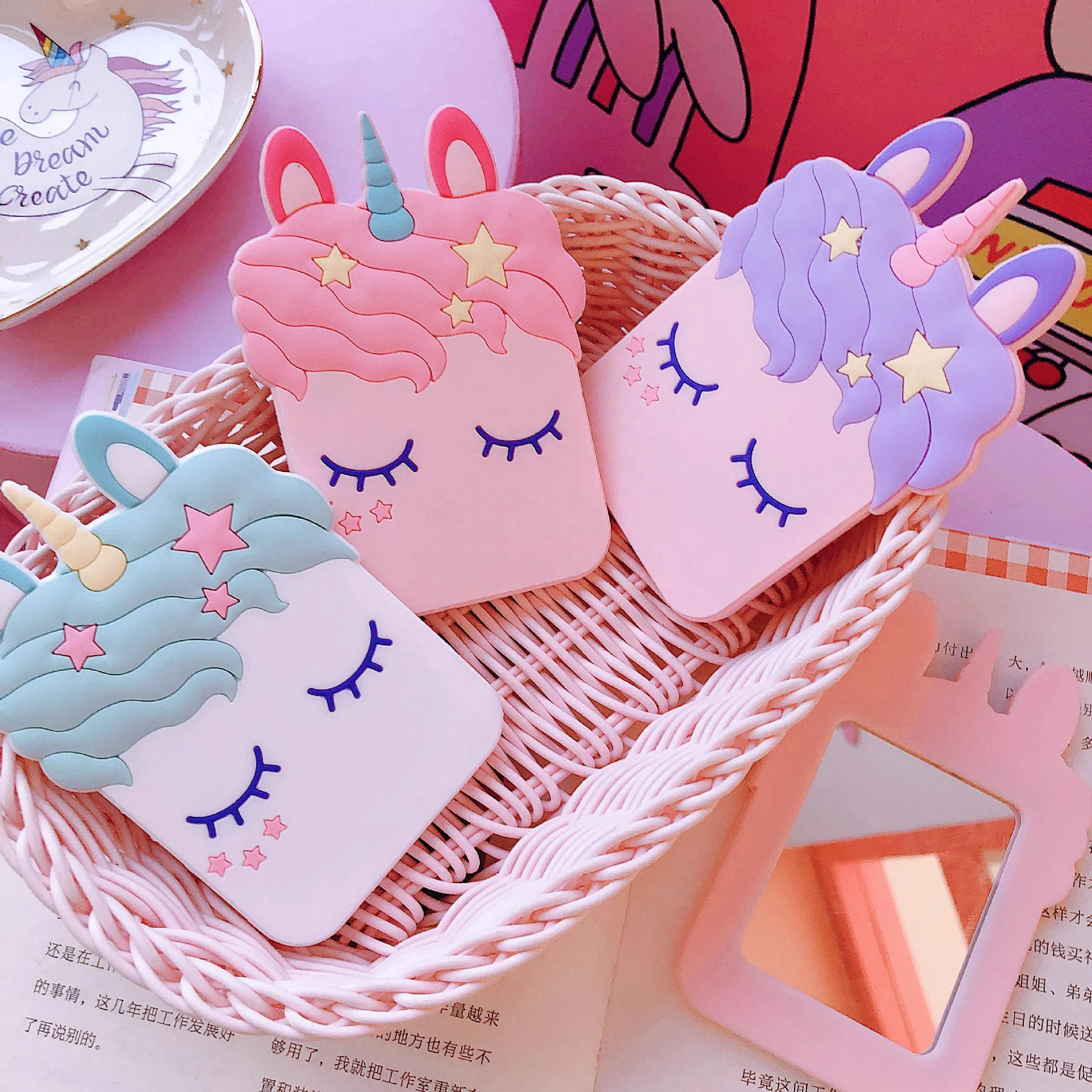 

New Arriving Cartoon Design Pink Unicorn Silicone Single Side Makeup Mirror Girly Pink Pocket Mirror Gift Item