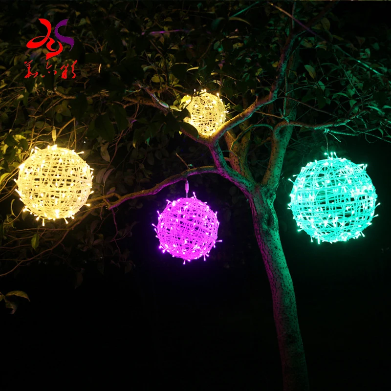 2020 outdoor Waterproof Hot sale Christmas Decoration Artificial 3D motif small ball lights