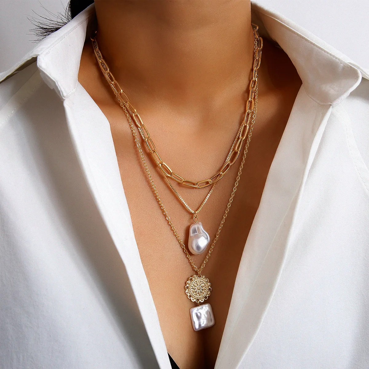 

2021 Gold Plated Necklaces for Women Fashion Irregular Imitation Pearl Pendant Necklace Multilayer Chain Necklace (SK1355), As picture