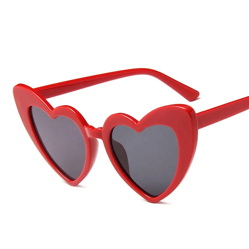 

2021 Vintage retro love heart shaped sunglasses cat eye women colorful sunglasses