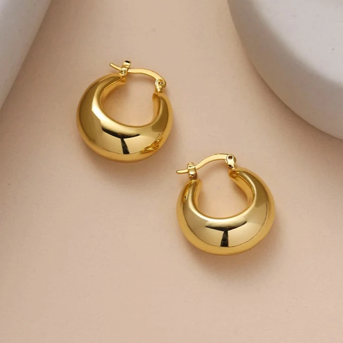 

Waterproof 18K Gold Plated Chunky Hoop Earrings Hypoallergenic Stainless Steel Hollow Out U Shaped Large Earring YF3247