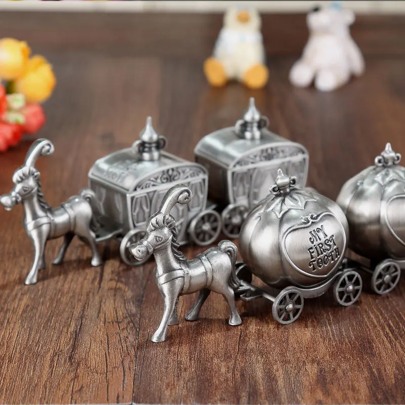 

Creative European style retro pumpkin car baby lanugo tooth storage box high-end mini tooth box baby tooth box gift