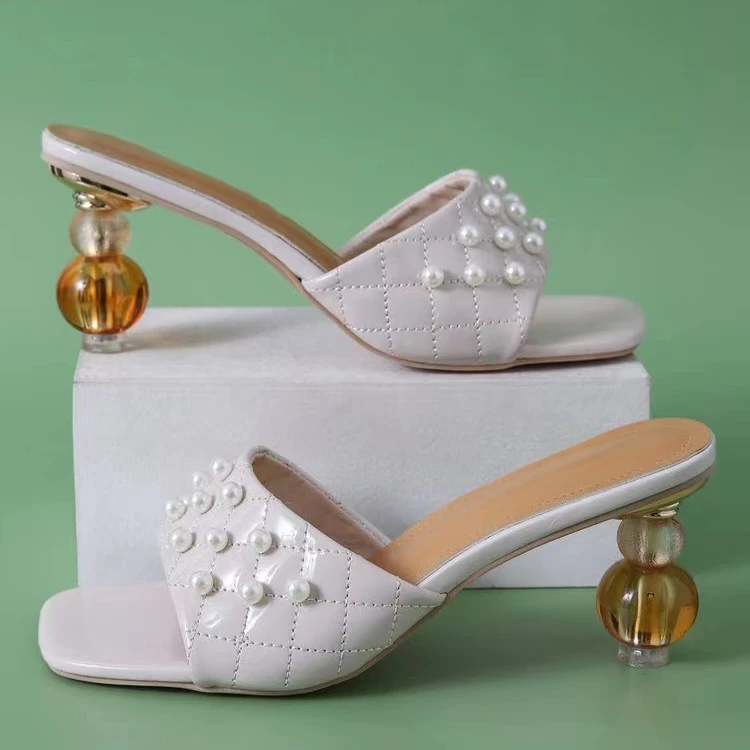 

2022Summer womens new fashion solid color square mouth pearl casual sandals daily outdoor holiday simple plus size high heels, Beige, nude, black