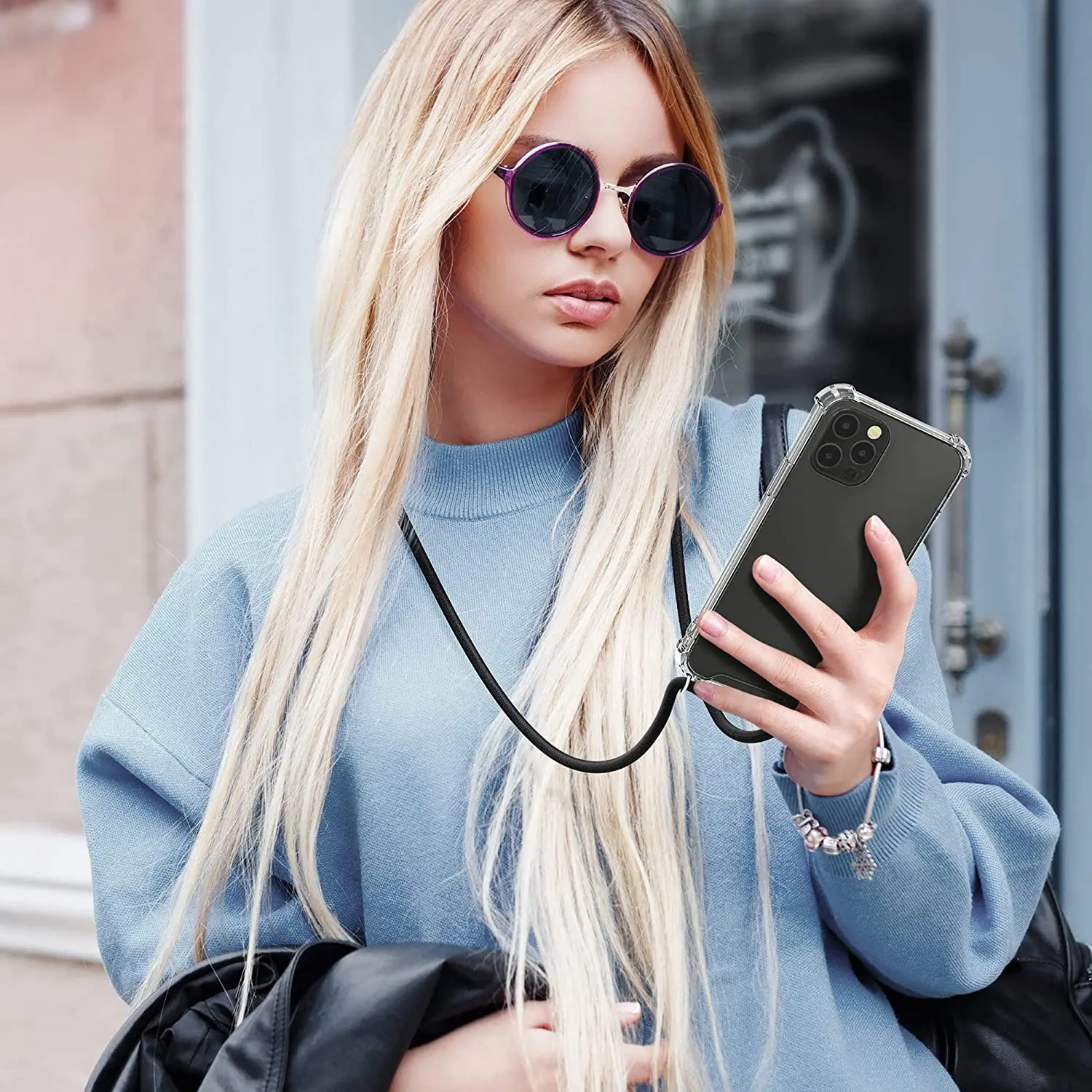 

Handodo Crossbody Clear TPU PC Phone Case for iPhone 12 13 Pro Max Transparent Adjustable Shoulder Straps Necklace Phone Cover